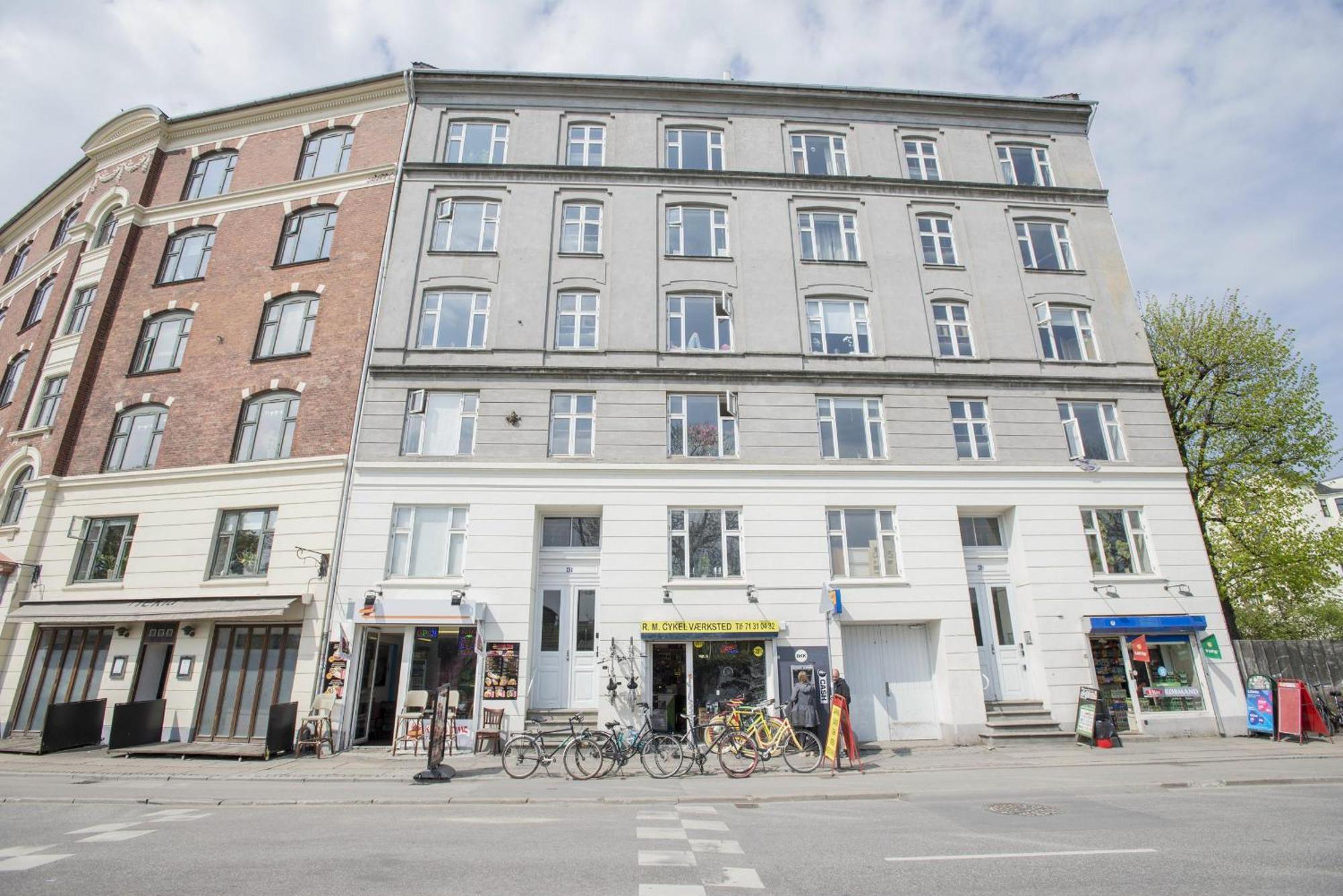 Great 1-bed In Christians Harbour Apartment *